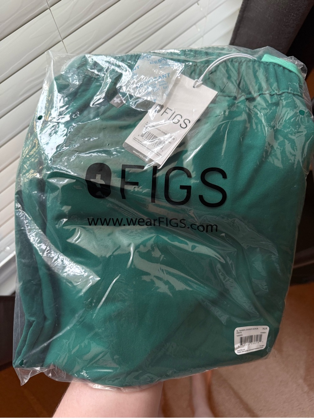 FIGS Tansen Men’s Joggers Hunter Green BNWT